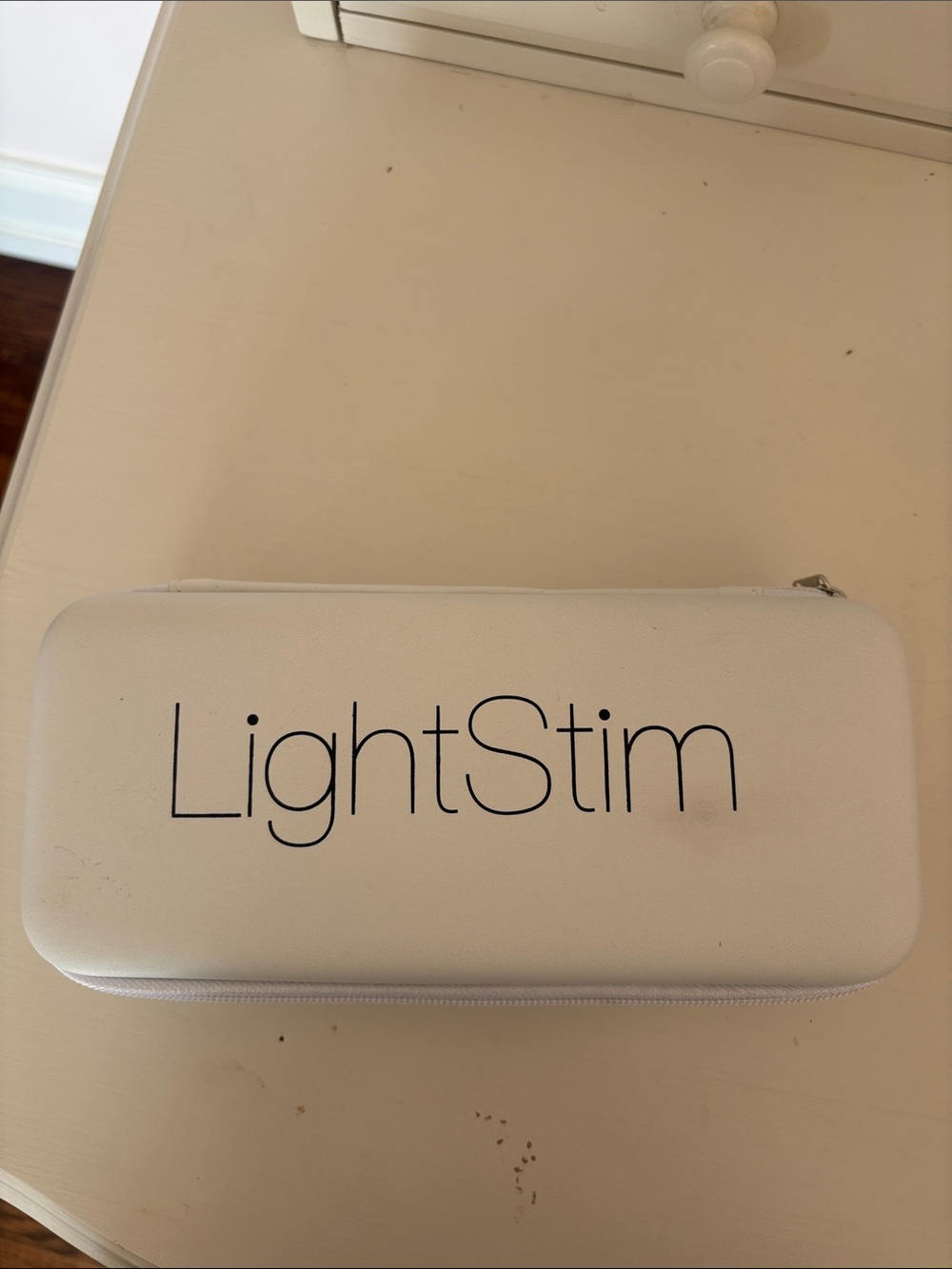 LightStim Portable in White